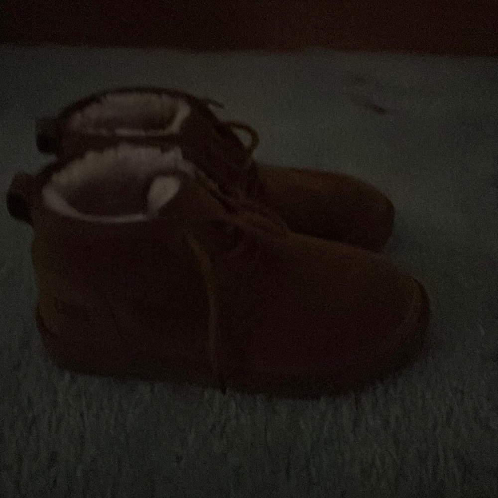 ugg boots brown size 5